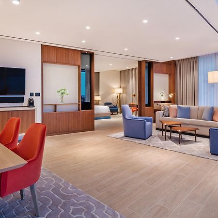 Ja The Resort - Ja Lake View Hotel, Dubai Luaran gambar Suite