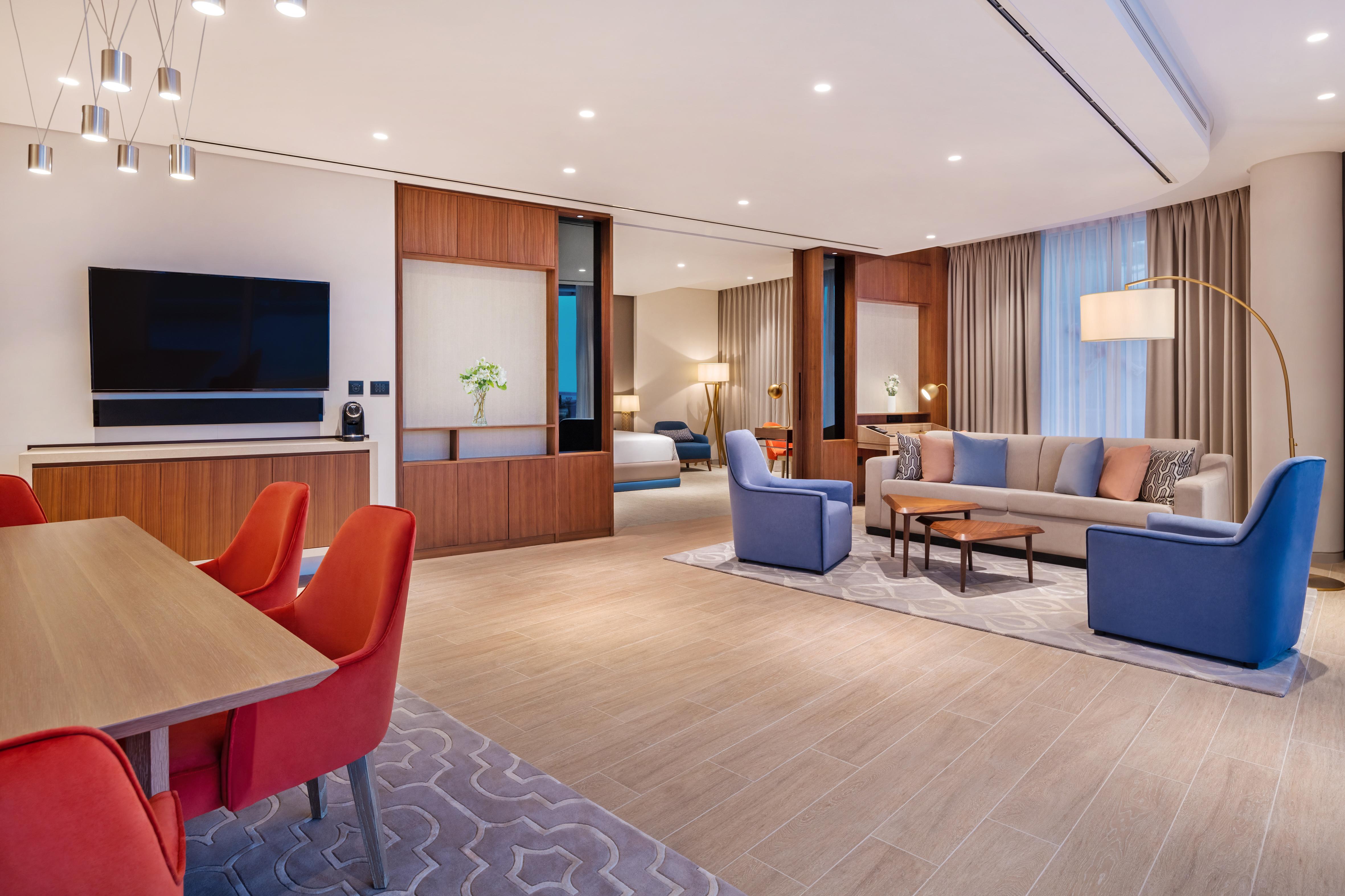 Ja The Resort - Ja Lake View Hotel, Dubai Luaran gambar Suite