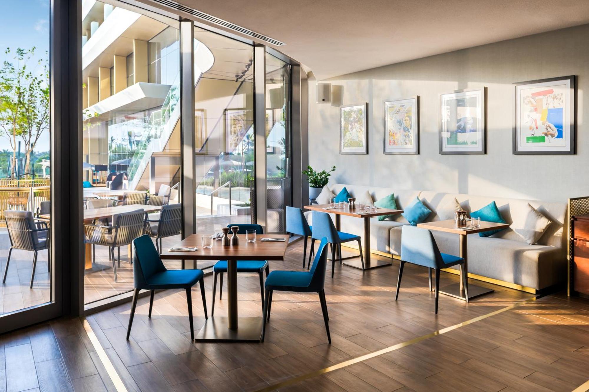 Ja The Resort - Ja Lake View Hotel, Dubai Luaran gambar The Lounge at the InterContinental London The O2