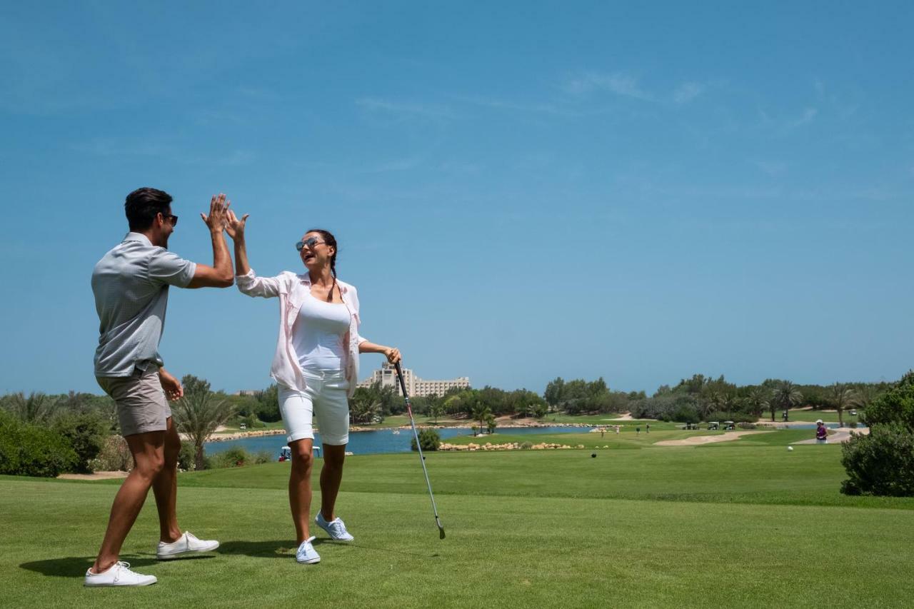 Ja The Resort - Ja Lake View Hotel, Dubai Luaran gambar Golf course at the resort